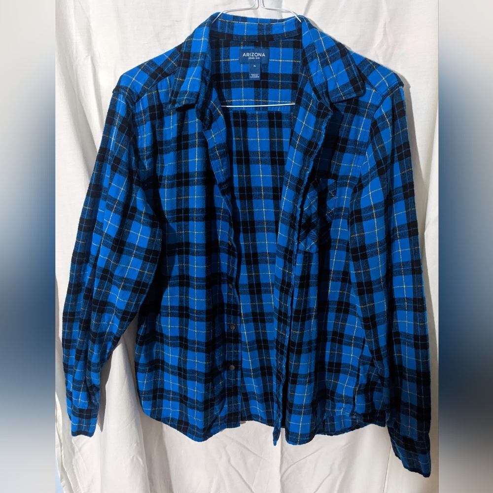 XL blue flannel